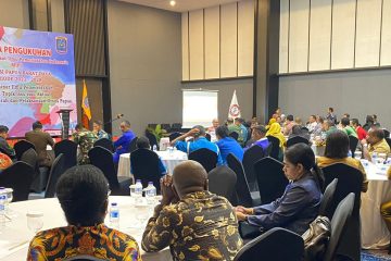 Pengukuhan para pengurus Masyarakat Ilmu Pemerintahan Indonesia (MIPI) Papua Barat Daya